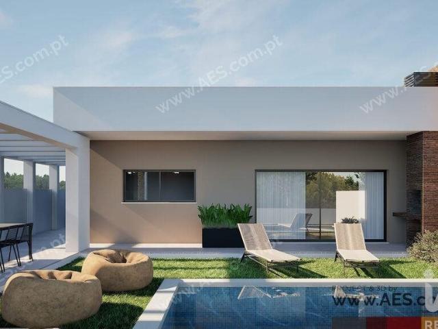 Casa T4 em Fernão Ferro de 140,00 m² 140m² Fernão Ferro