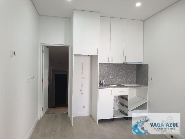 Casa T1 Infraplex e Kit Remodelada em Rio Tinto S. Caetano