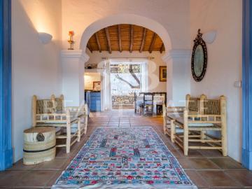 Casa T3 MOBILADA com PATEO privado em São Brás de Alportel Centro do Algarve