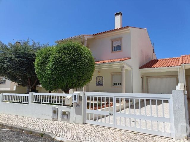 Casa T3 em São Martinho do Porto de 165,00 m² 165m² São Martinho Do Porto