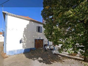Casa T3 em Vale de Frades, Vimioso