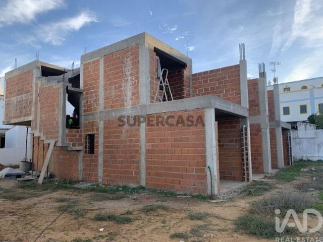 Casa T3 em Vila Nova de Cacela de 142,00 m²