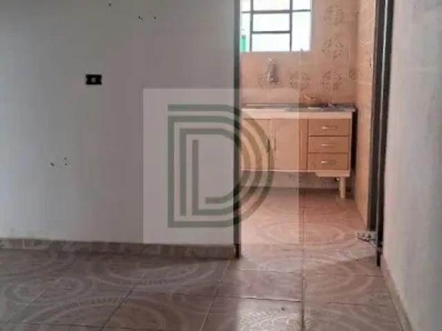 Casa térrea à venda com 02 quartos, 140 m², 2 vagas mais 2 casas piso inferior