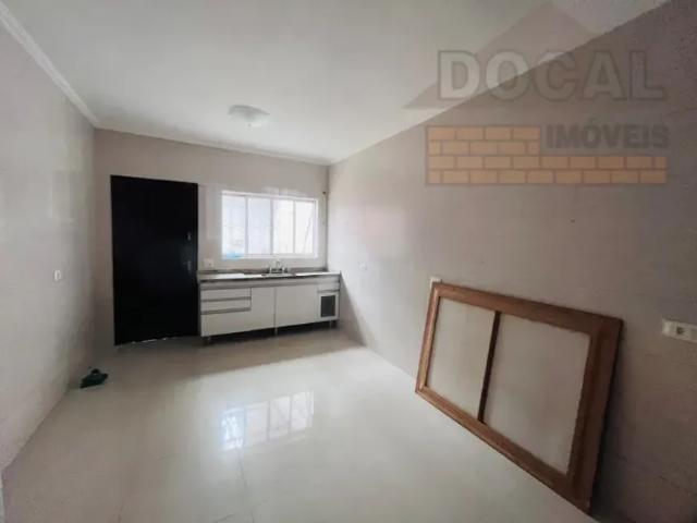 Casa térrea à venda em Taboão da Serra SP, Jardim Maria Rosa. 4 dormitórios, 1 salas, 2 banheiros, 3