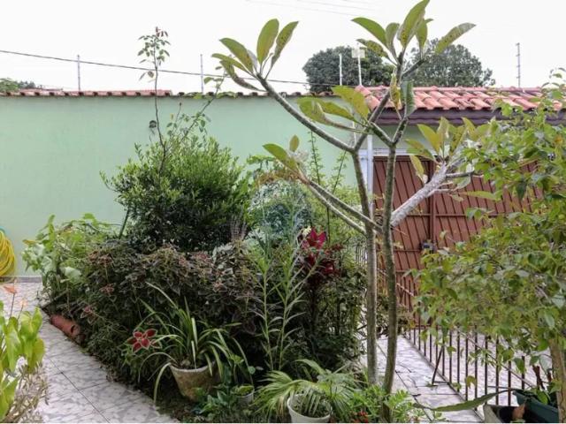 Casa térrea à venda em Cesar de Souza, com 3 dorms, em Mogi das Cruzes