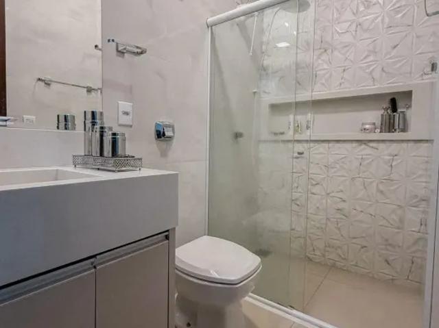 Casa Térrea à Venda no Residencial Ataídes – 3 Suítes, Varanda Gourmet e Localização Privilegiada P