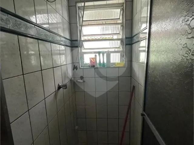 Casa térrea com 3 quartos à venda em Jardim Maria Virginia SP