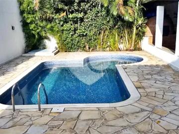Casa térrea com 3 quartos à venda em Tremembé SP
