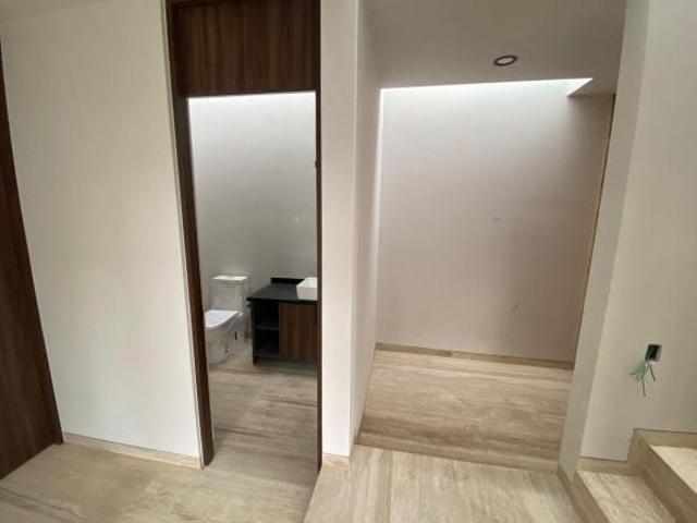 CASA TABACHIN EN VENTA EN JURICA