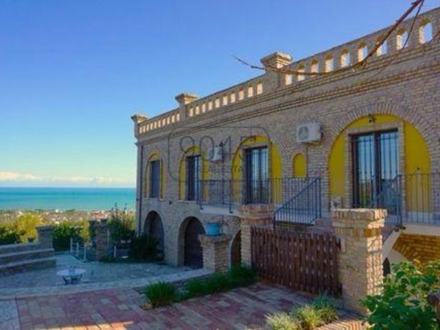 Casa Teramo AbruzzoAbruzzi 64018 DS93493390