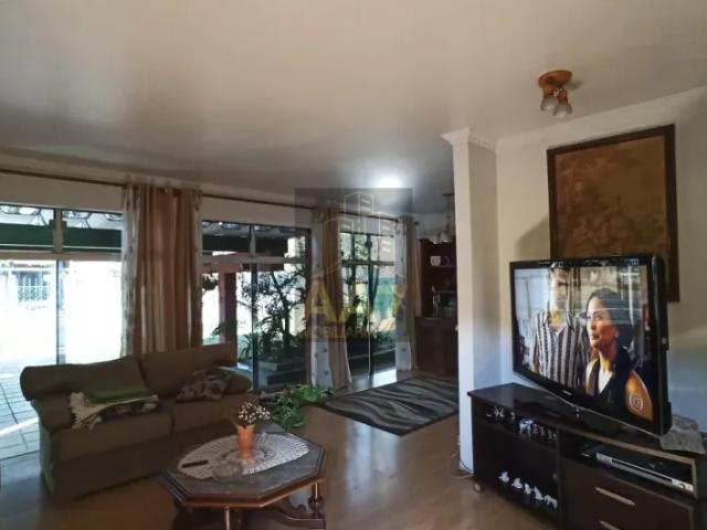 Casa térrea 4 dormitórios Pq Continental