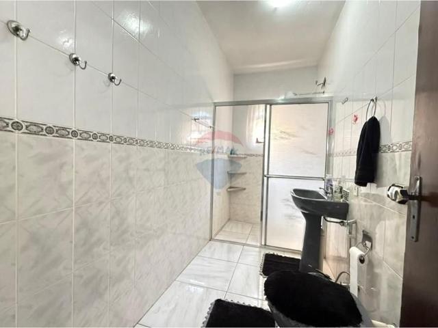 Casa térrea, 4 dormitórios, 1 suíte, para locação 170m² 4.600,00 –Jd. Pinheiros–Atibaia/SP