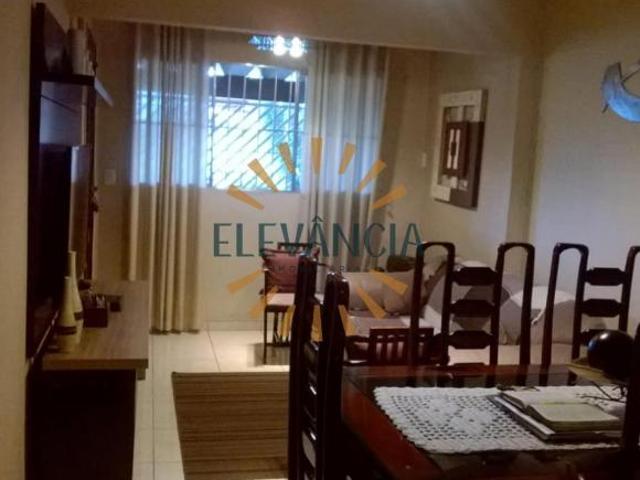 Casa térrea 4 quartos quintal e 2 vagas no Conjunto Residencial do Butantã USP