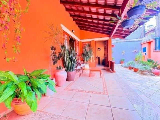 CASA TÉRREA, 5 QUARTOS, PISCINA, JARDIM PAULISTA, 450m2 DE ÁREA TOTAL