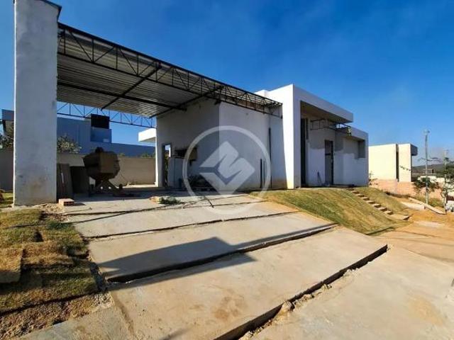 Casa Térrea 03 quartos com suíte