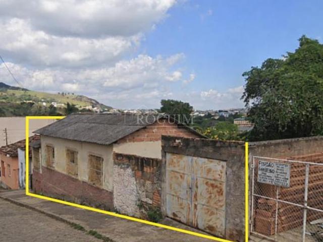 Casa térrea 144m AC, terreno com 459m no Rosário em Andrelândia MG