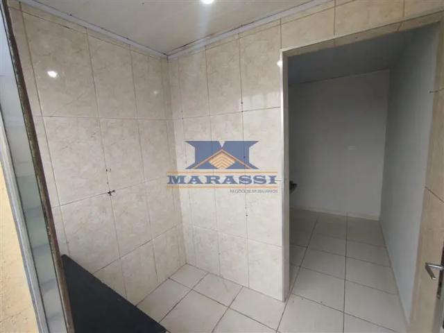 Casa Térrea, 1 Quarto para Alugar, 10 m² por R$ 950,00