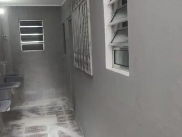 Casa Térrea, 1 Quarto para Alugar, 35 m² por R$ 640,00