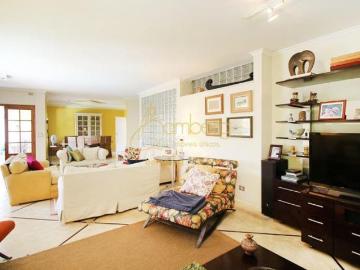Casa terreá, 1.215,00 de terreno e 372 de área útil, 5 quartos, 4 vagas no Jardim Marajoara
