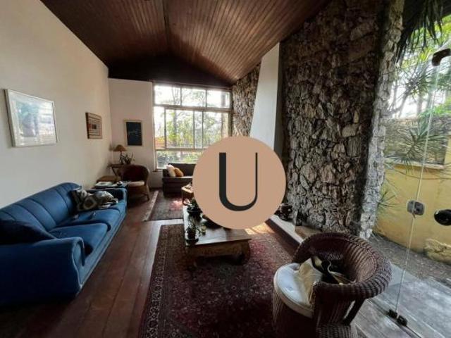 Casa Térrea 200m² no Alto de Pinheiros