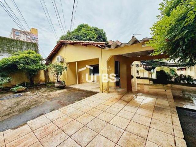 CASA TERREA 226,75MT 3 QUARTOS SETOR JARDIM AMERICA