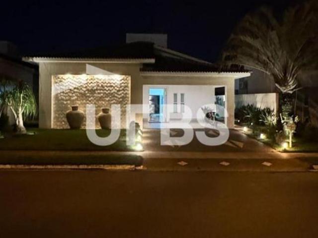 CASA TERREA 231,03MT 3 SUITES RESIDENCIAL GRANVILLE