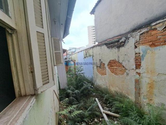 Casa Térrea 2 dormitórios próximo do Metrô