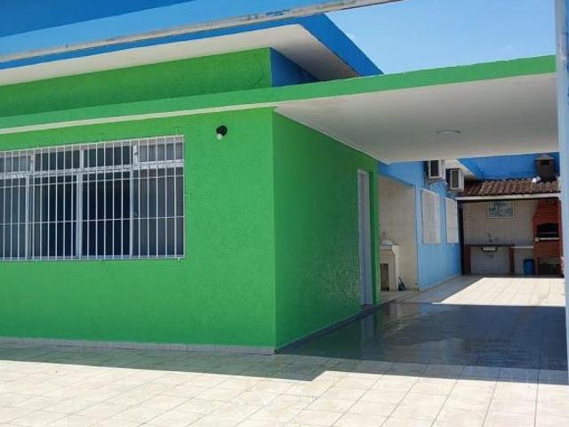 Casa térrea 2 dormitórios sendo 1 suíte no bairro Caiçara