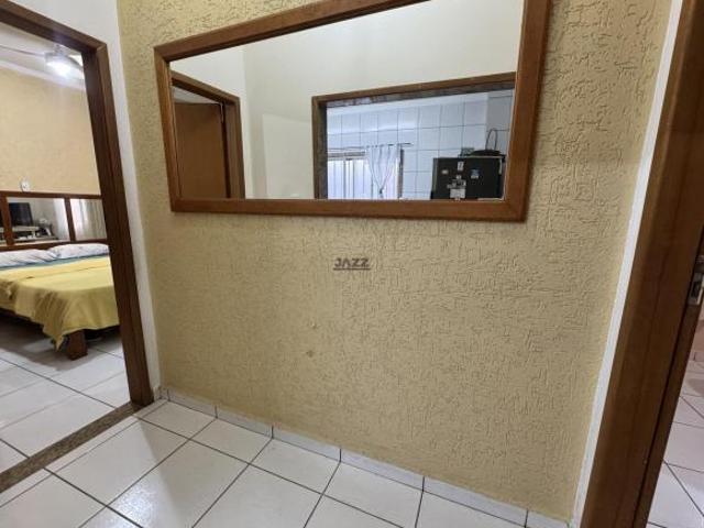 Casa terrea 2 dormitorios sendo 2 suites pé na areia, Bairro Imperador, Praia grande