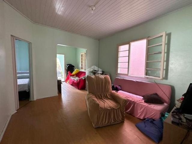 Casa terrea 2 dormitórios, terreno 530 m² total, centro Esteio