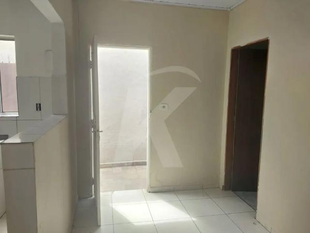 Casa Térrea 2 Dorms para Alugar 60 m² por R$ 1.500,00