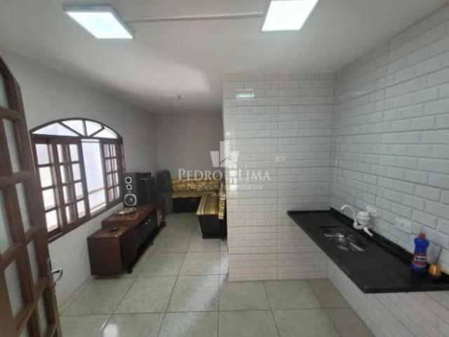 Casa térrea 2 quartos sendo 1 suíte na Vila Formosa com Edícula de 1 quarto 1 banheiro