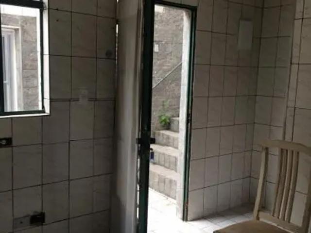 Casa Térrea, 2 Quartos para Alugar, 40 m² por R$ 850,00