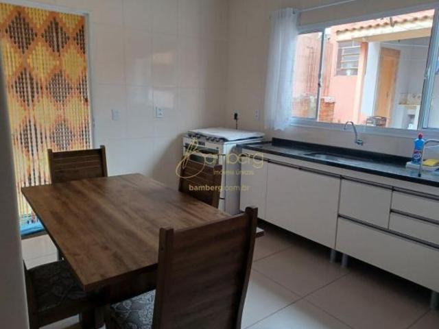 Casa Terrea, 370m, 3 quartos, 1 suíte, 3 vgs, Cerqueira Cesar Interior SP