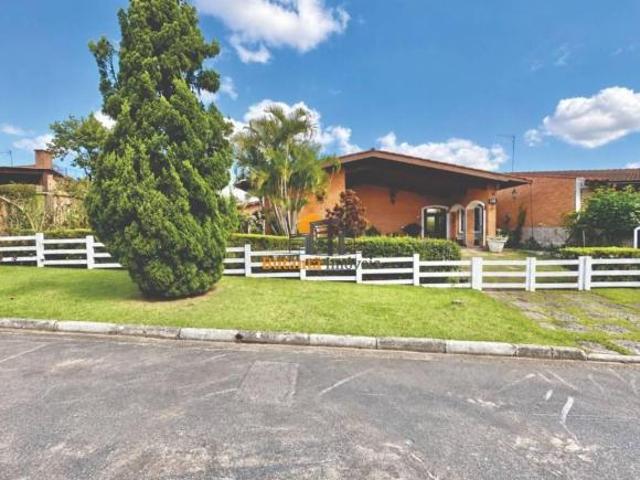 Casa Térrea 3 dormitórios com suíte à venda, 260 m² por R$ 1.600.000 Jardim da Glória Cotia/SP