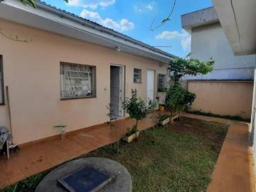 Casa térrea 3 dormitórios + edícula com 260m² terreno