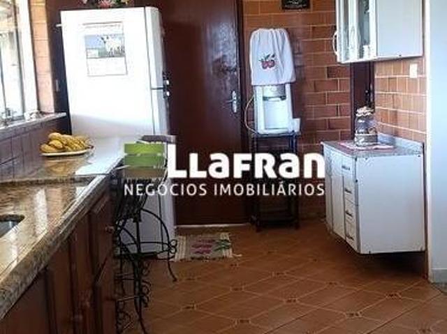 Casa térrea 3 dormitórios Tiradentes Minas Gerais