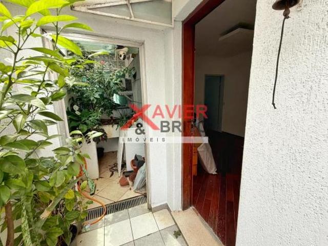 Casa Térrea 3 Quartos com Suíte e 2 Vagas no Patriarca a 800m do Metrô