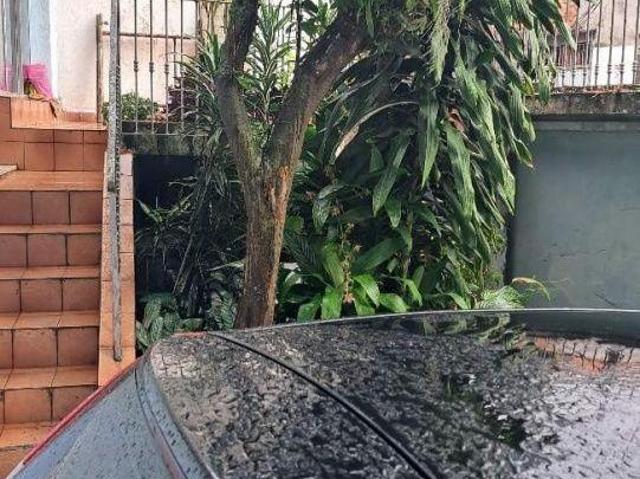 Casa térrea terreno de 10x30, no Jardim Sonia Próximo São Jorge Zona Sul