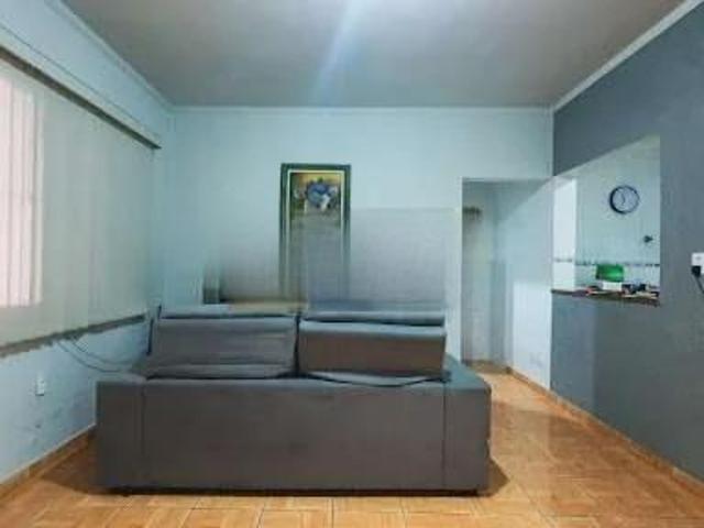 Casa térrea à venda na Vila Eldízia, em Santo André, em terreno de 244,86m²