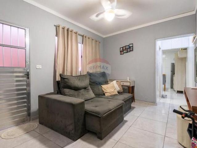 Casa térrea à venda na Vila Matilde 2 dormitórios com quintal e vaga de garagem
