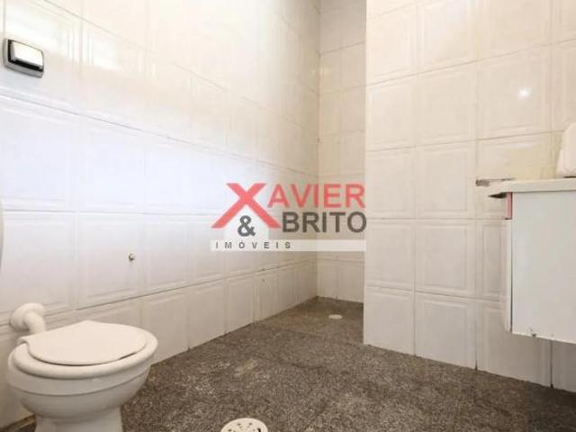Casa Térrea à Venda na Vila Mariana, 3 Quartos 1 Suíte, 5 Vagas, 2 ediculas, 360m2 de Terreno