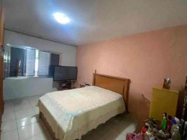 Casa Térrea à venda no Bairro do Jardim Marisa na Rua José de Souza Aguiar