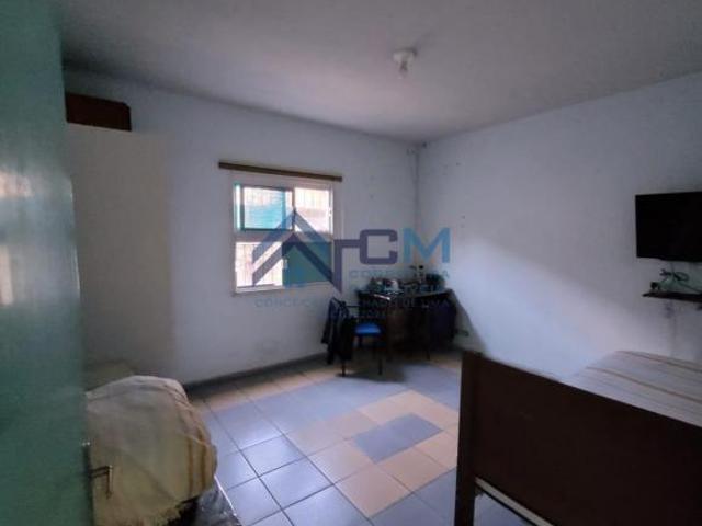 CASA TÉRREA A VENDA NO CENTRO JACAREÍ