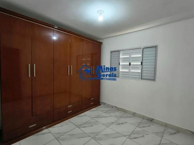 CASA TÉRREA À VENDA NO CIDADE MORUMBI 02 DORMITÓRIOS