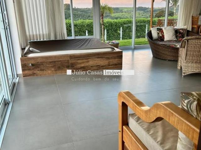 Casa térrea à venda no Condomínio de Chácaras Arumã Residencial em Sarapuí!