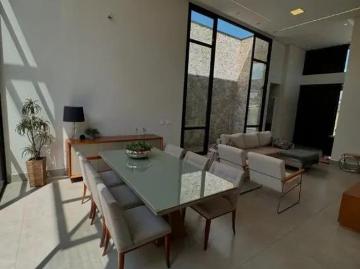 Casa térrea à venda no Condomínio La Dolce Vita no Jardim Ypê em Paulínia SP