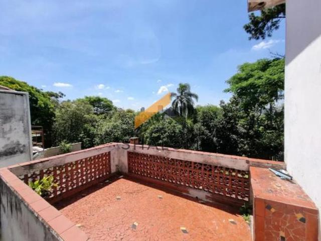 Casa Térrea à Venda no Instituto de Previdência 495m² de Terreno