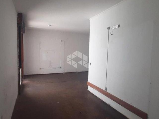 Casa Térrea à Venda no Jardim Lindóia, com 3 quartos, 4vagas