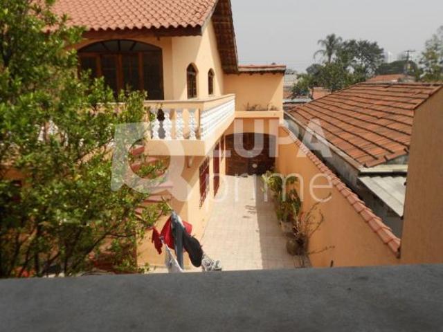 Casa térrea à venda no Parque Edu Chaves!